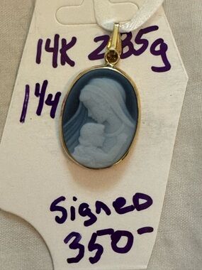14k authentic Blue Gray Cameo-Pendant vintage from Italy 🇮🇹 signed